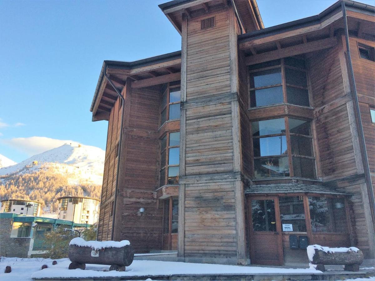 Chalet Weal Aparthotel Sestriere Exterior photo